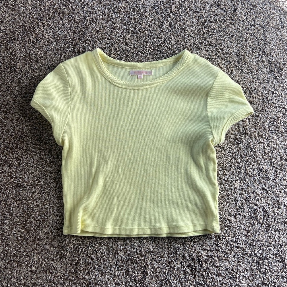 pacsun baby yellow cropped tee